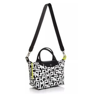NWOT Longchamp Le Pliage LGP top handle bag in a black/white monogram pattern